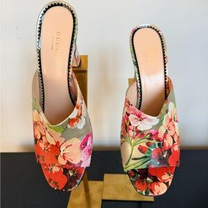 Gucci Women's Floral Mules - Red and Green
